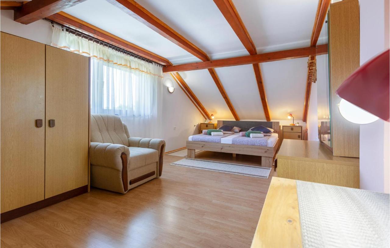 Beautiful Apartment In Matulji With Wifi Esterno foto