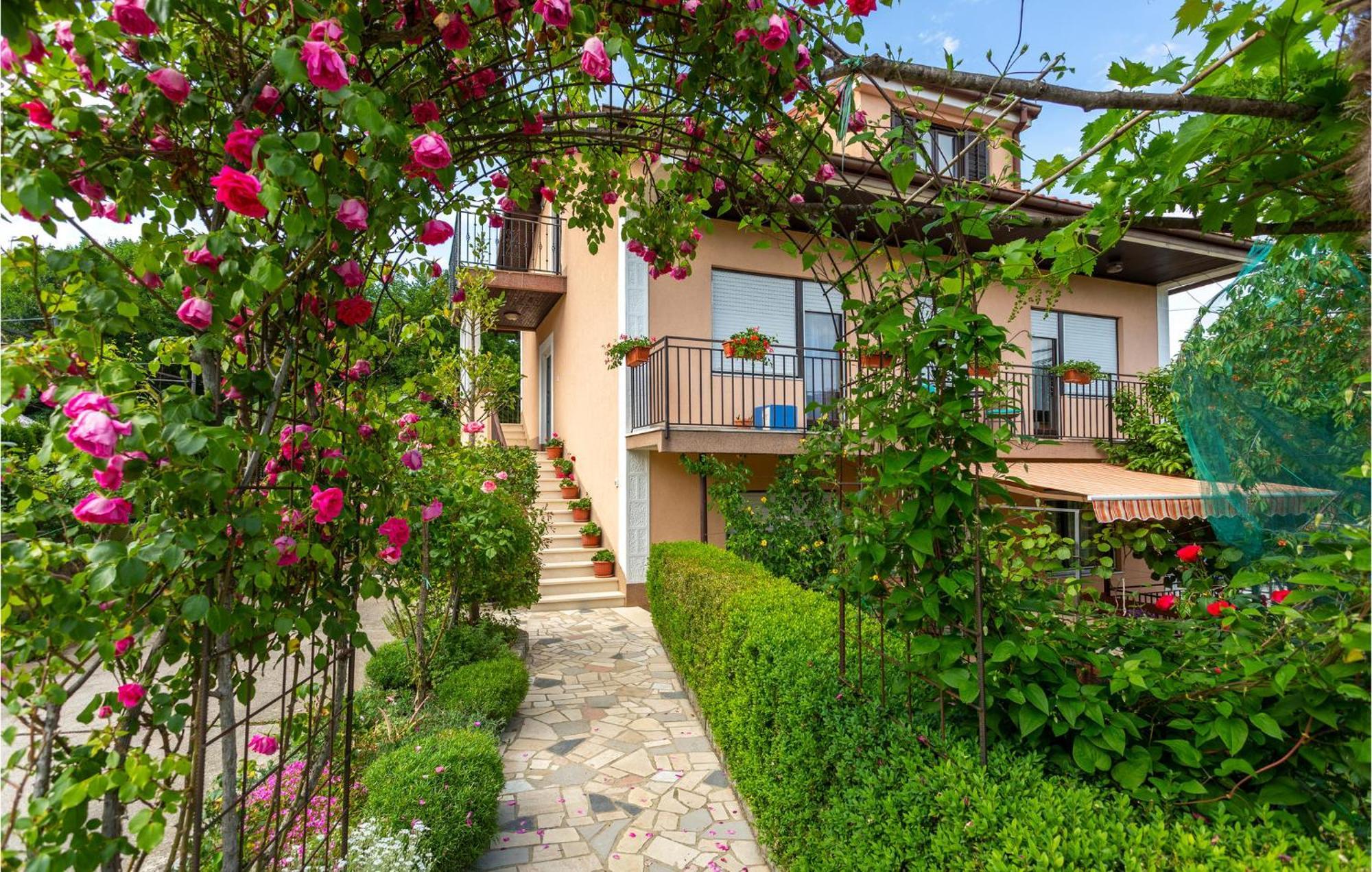 Beautiful Apartment In Matulji With Wifi Esterno foto